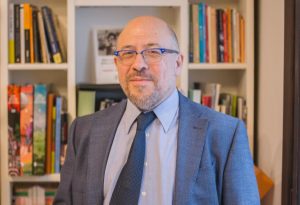 Lee más sobre el artículo El Diputado Fabio Quetglas presenta su libro sobre cómo desconstruir el populismo