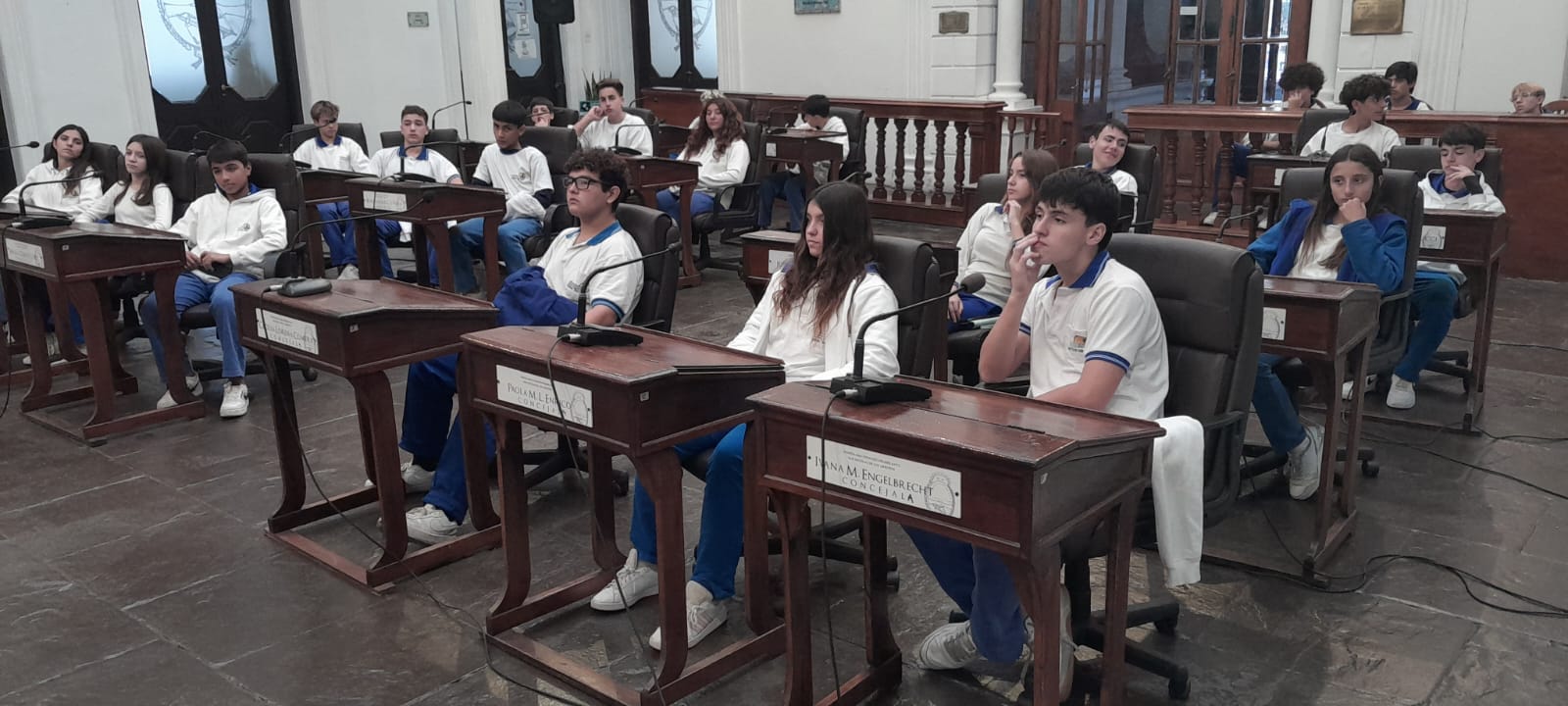 Lee más sobre el artículo Las escuelas visitan el Concejo Deliberante