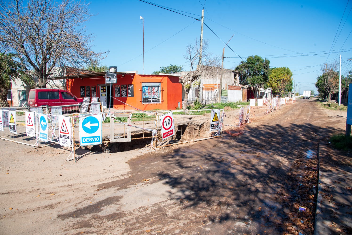 Lee más sobre el artículo Comerio: “El clan Passaglia hace campaña electoral con las inversiones de la Provincia para las y los nicoleños”