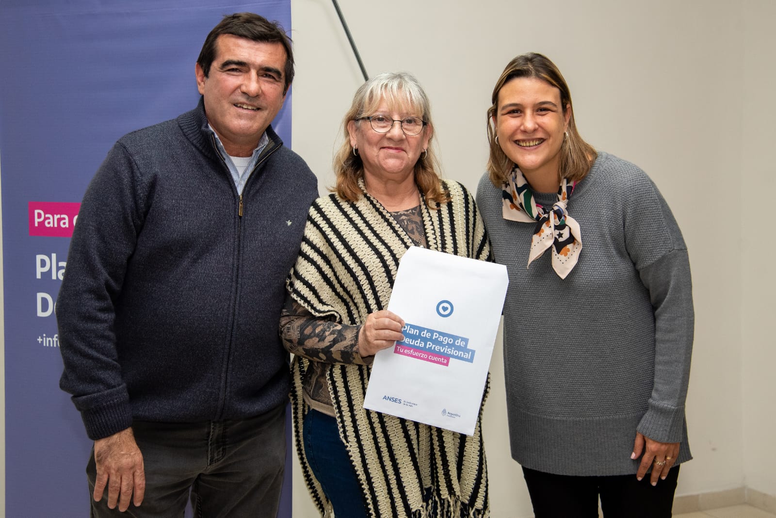 Lee más sobre el artículo Más vecinas y vecinos nicoleños acceden al derecho de una jubilación