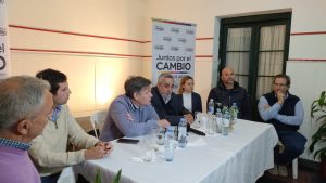 Lee más sobre el artículo Dirigentes radicales recorren distritos de la segunda sección electoral