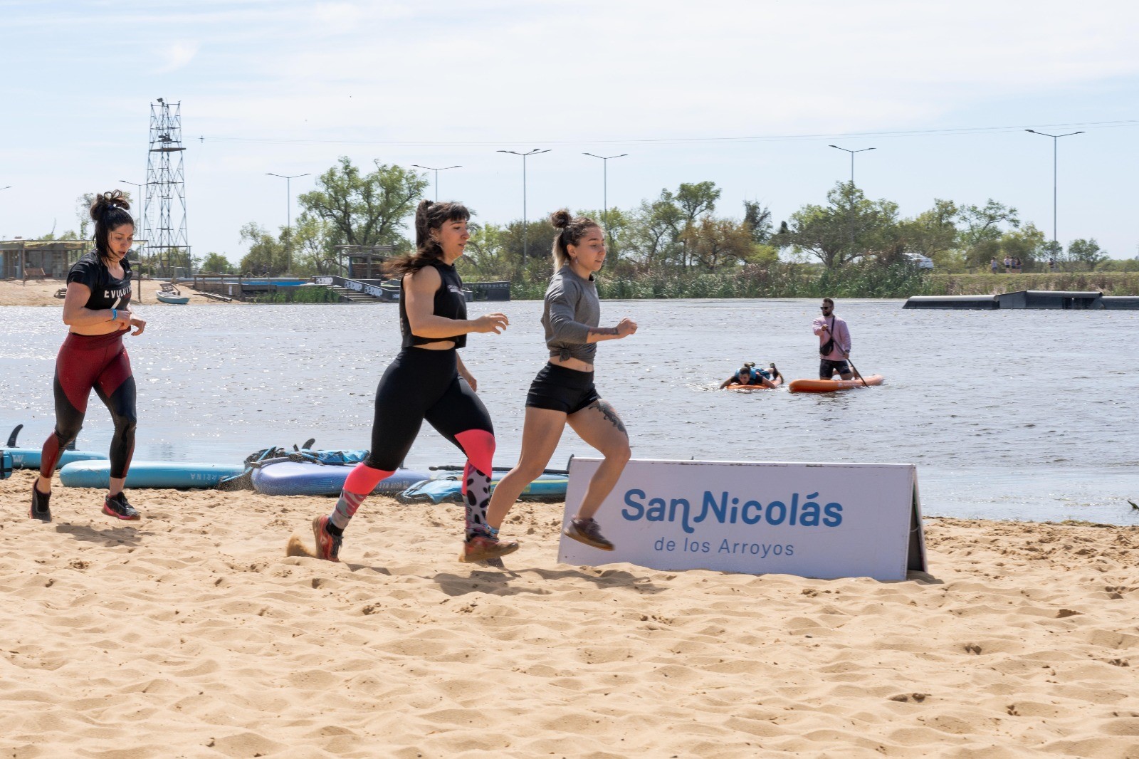 Lee más sobre el artículo Miles de nicoleños coparon los espacios públicos
