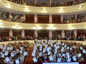 Lee más sobre el artículo Se entregan las Becas Roberto Rocca a alumnos de San Nicolás y Ramallo