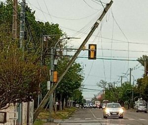 Lee más sobre el artículo Continúan los cortes de energía en distintos puntos de San Nicolás