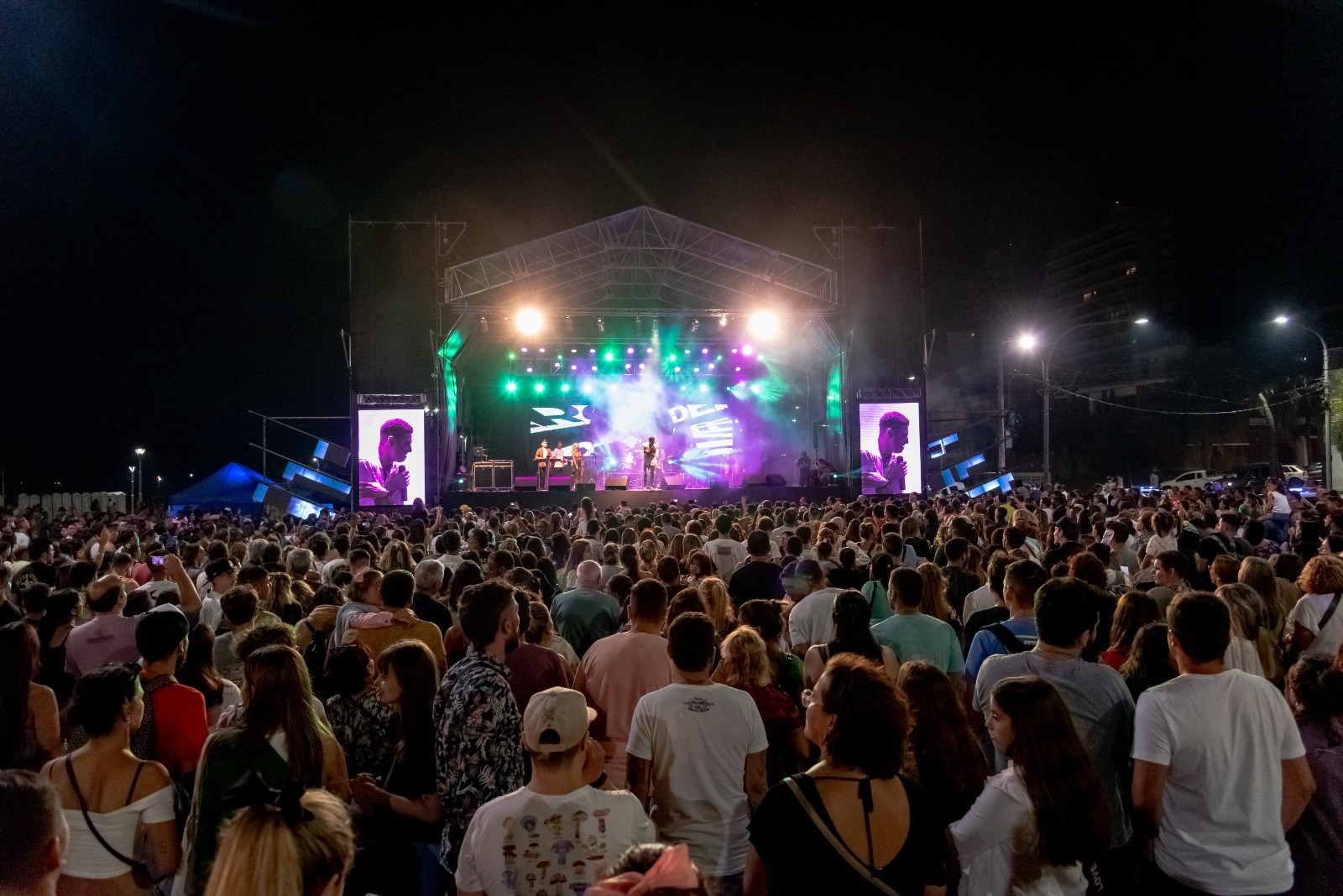 Lee más sobre el artículo Se viene el Festival Rico, con varios espectáculos al aire libre