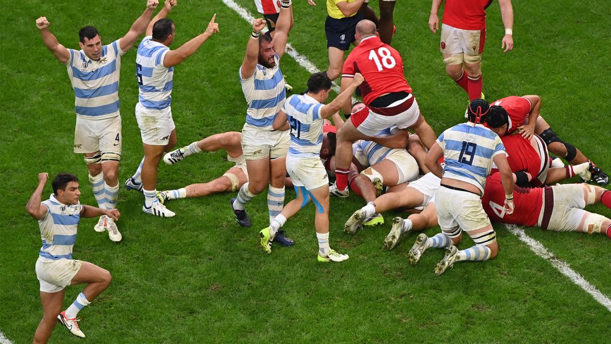 Lee más sobre el artículo Los Pumas pasaron a semifinales del Mundial de Rugby, tras un heroico triunfo ante Gales