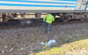 Lee más sobre el artículo Un tren arrolló y mató a persona que estaba en las vías, cerca de la Rycsa