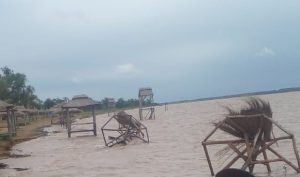 Lee más sobre el artículo En San Nicolás no habrá playas por el agua, a pesar de los aprietes…