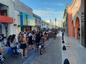 Lee más sobre el artículo Caos en el centro nicoleño a raíz de una marcha del Polo Obrero y organizaciones sociales