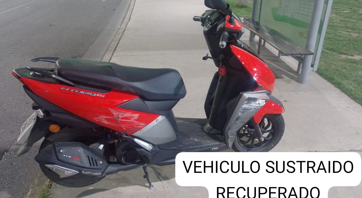 Lee más sobre el artículo Se cayó de la moto y lo detuvieron porque había sido robada en Barrio Somisa