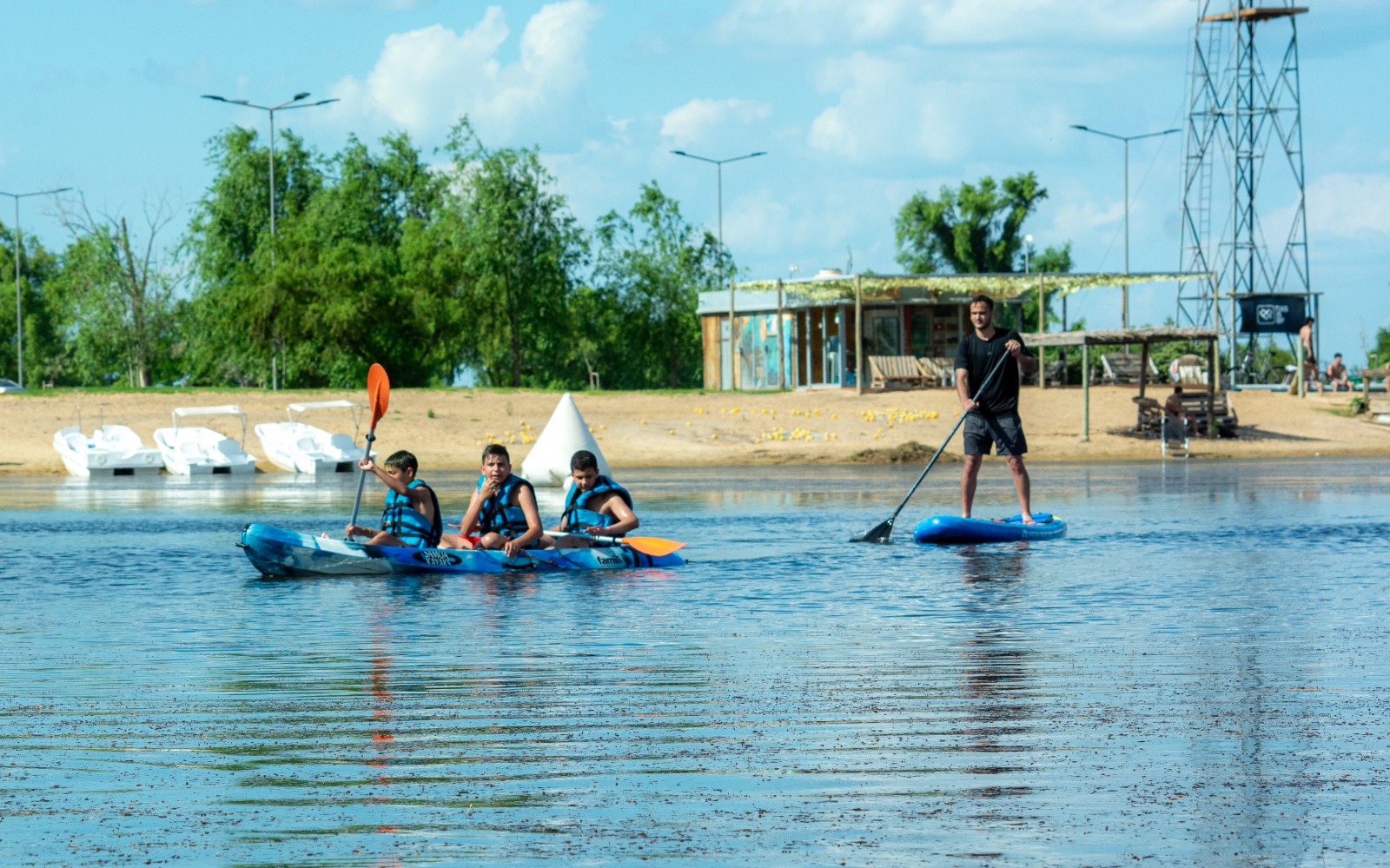 Lee más sobre el artículo La Estación Descubrí San Nicolás, con numerosas actividades acuáticas