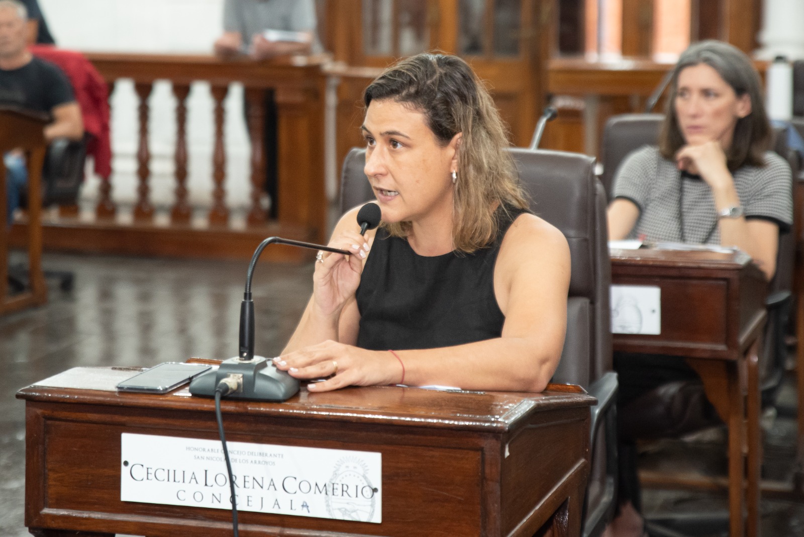 Lee más sobre el artículo Comerio denunció que Santiago Passaglia no puede jurar como Intendente si no renuncia a su banca de Diputado Provincial