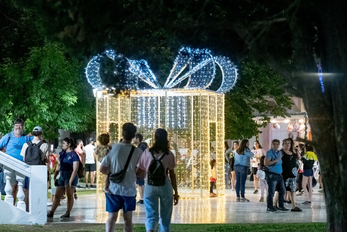 Lee más sobre el artículo «La Hora de la Navidad», el 15 y 16 de diciembre en el centro nicoleño