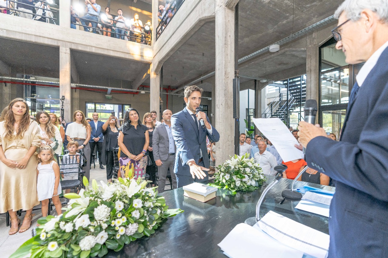 Lee más sobre el artículo Santiago Passaglia asumió como Intendente de San Nicolás