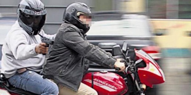 Lee más sobre el artículo Le robaron la moto cuando entraba en su casa