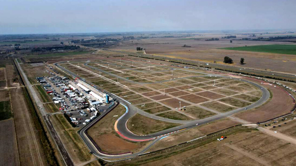 Lee más sobre el artículo Una joven se quedó sin gas en el auto, y  la asaltaron cerca del Autódromo