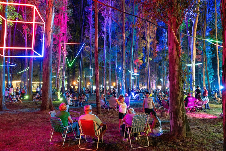 Lee más sobre el artículo Cultura de Estación: nicoleños disfrutan del Bosque Encantado