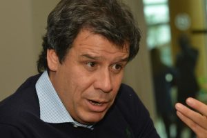 Lee más sobre el artículo Facundo Manes contra el DNU de Milei: «Ni a las apuradas ni a los empujones»