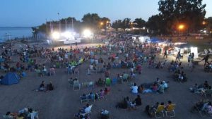 Lee más sobre el artículo Ramallo tendrá el primer carnaval en arena de la Argentina