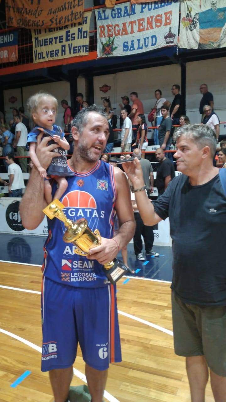 Lee más sobre el artículo Regatas y Somisa en el inicio de la Liga Federal de Básquet