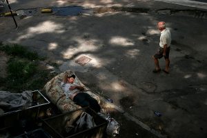 Lee más sobre el artículo Saltó la pobreza en apenas 2 meses de Milei: llegó al 57,4 por ciento