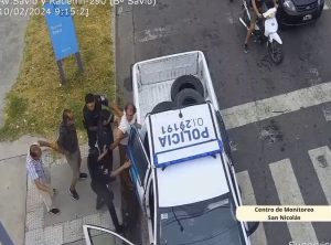Lee más sobre el artículo Dos sujetos se agarraron a las piñas y fueron detenidos