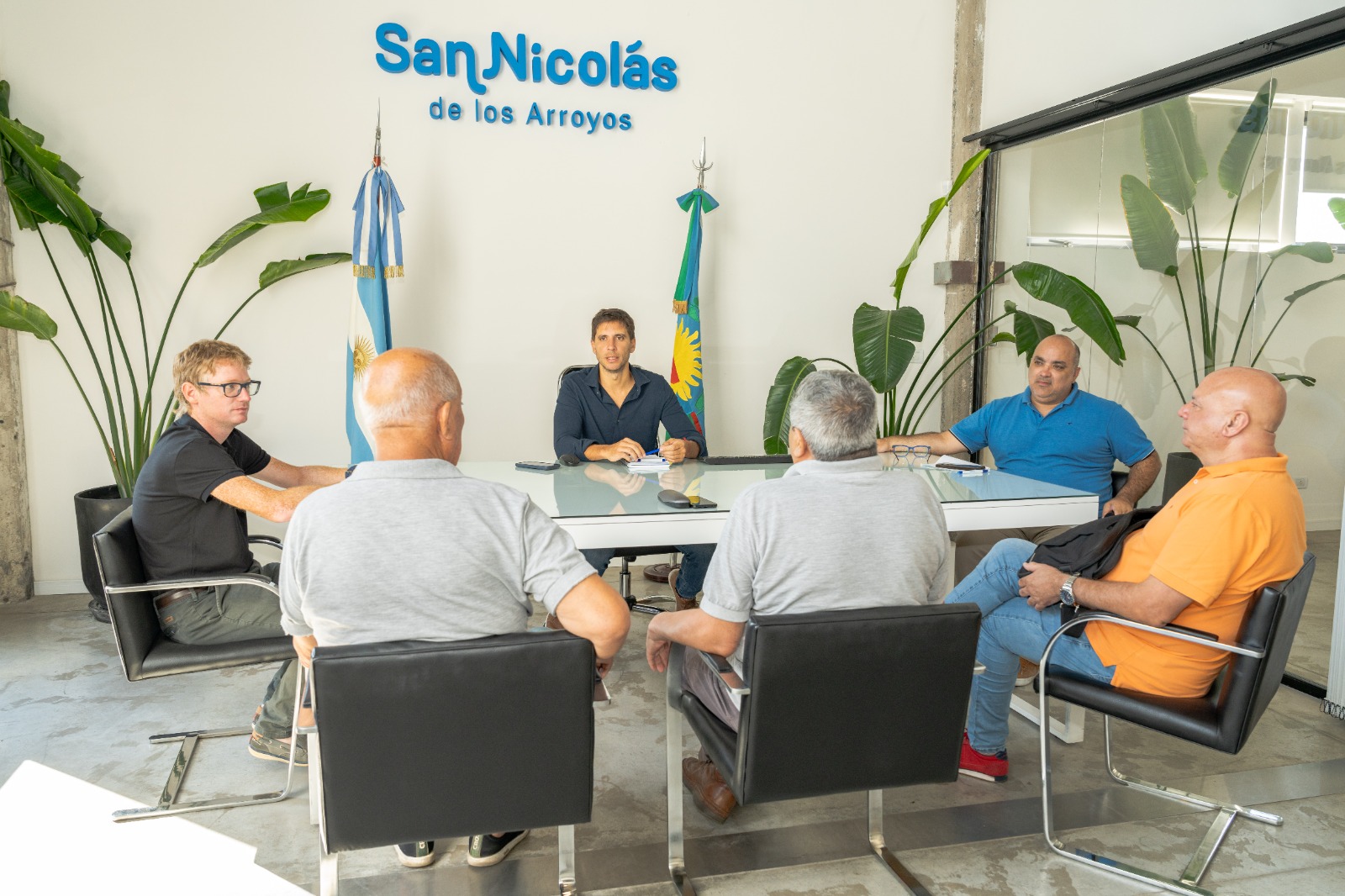 Lee más sobre el artículo Santiago Passaglia anunció el 100% de aumento salarial para los municipales