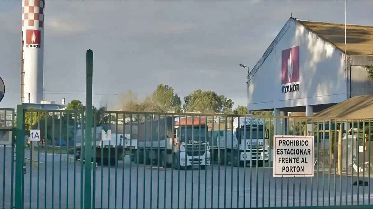 Lee más sobre el artículo Atanor: el insólito comunicado de una empresa que ya debería estar afuera de San Nicolás