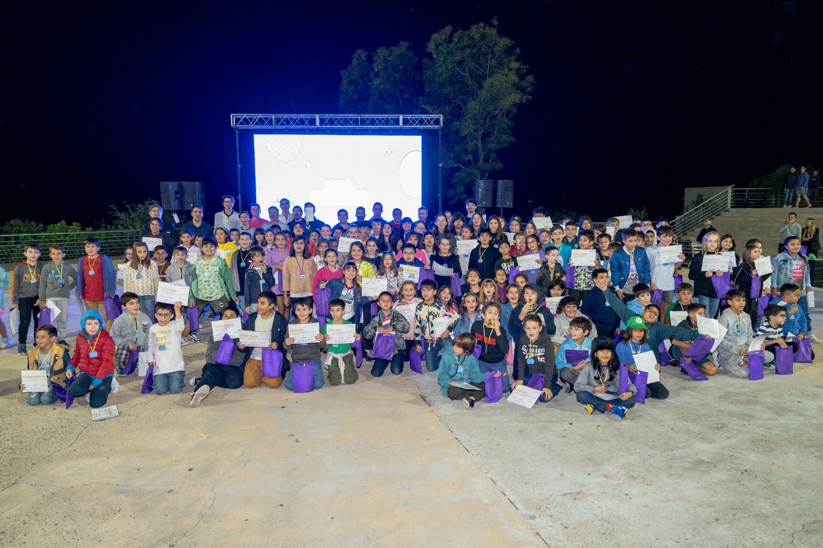 Lee más sobre el artículo Colonia de robótica: los chicos recibieron su certificado