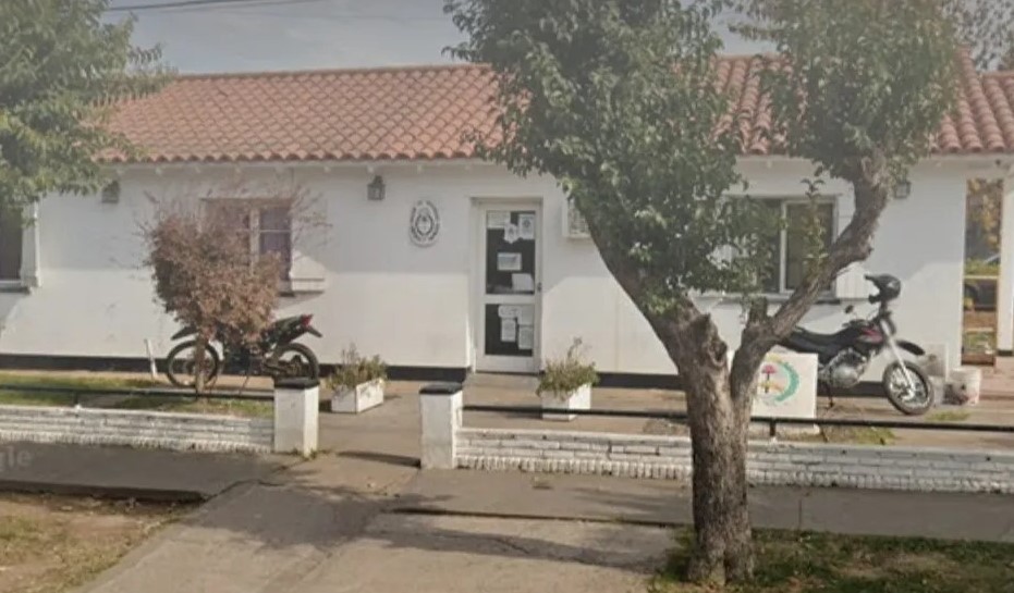 Lee más sobre el artículo Dos peligrosos delincuentes se escaparon de la comisaría del B° Somisa