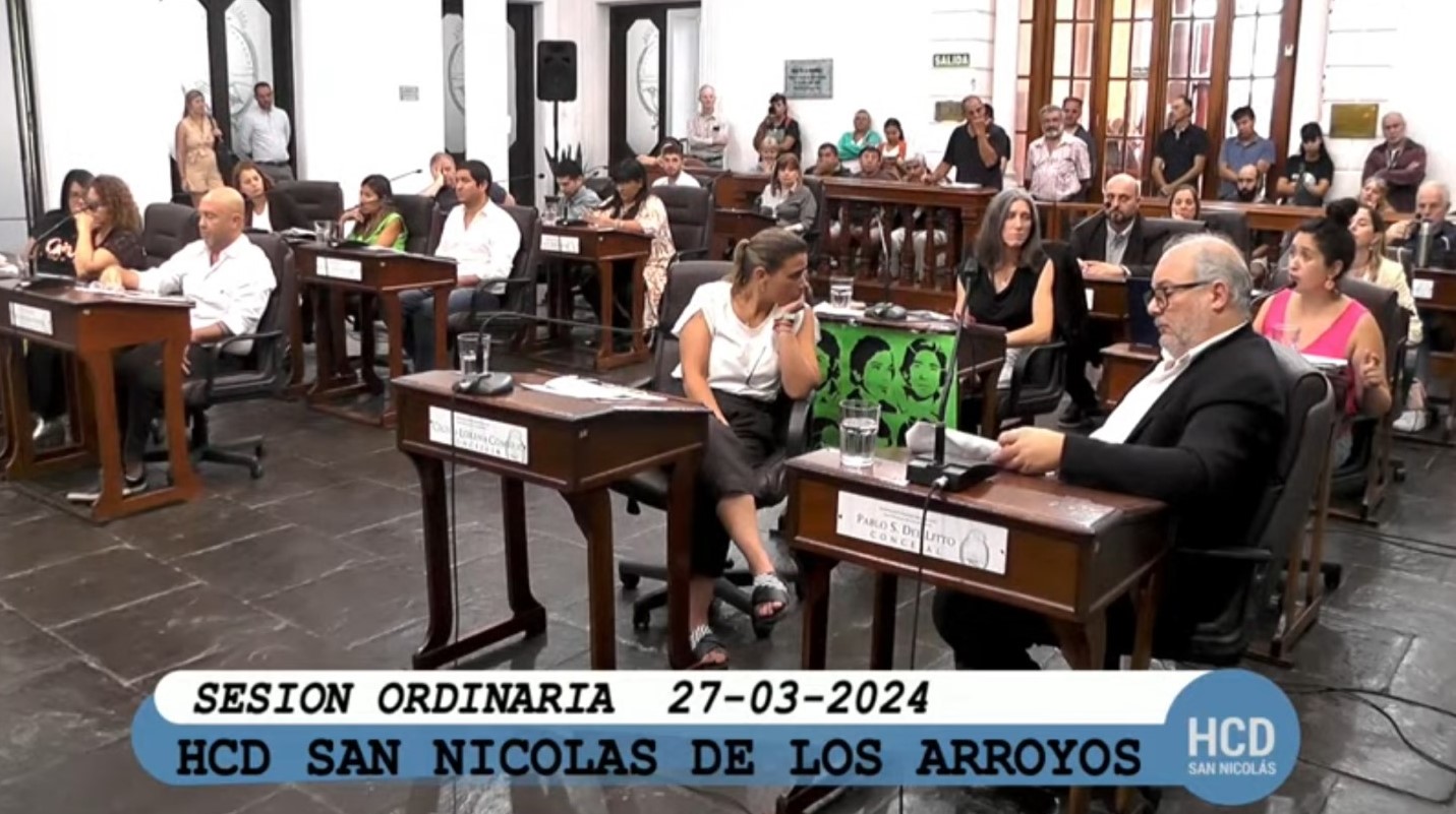 Lee más sobre el artículo Vecinos de Atanor en el HCD: «La gente de San Nicolás toma agua envenenada»