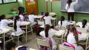 Lee más sobre el artículo Comenzaron las clases en nuestra ciudad y en todo el territorio bonaerense