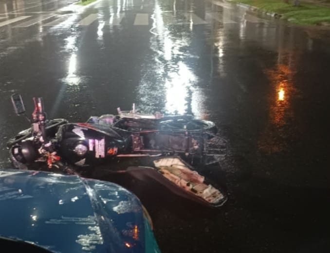 Lee más sobre el artículo Camioneta chocó con moto y se dio a la fuga