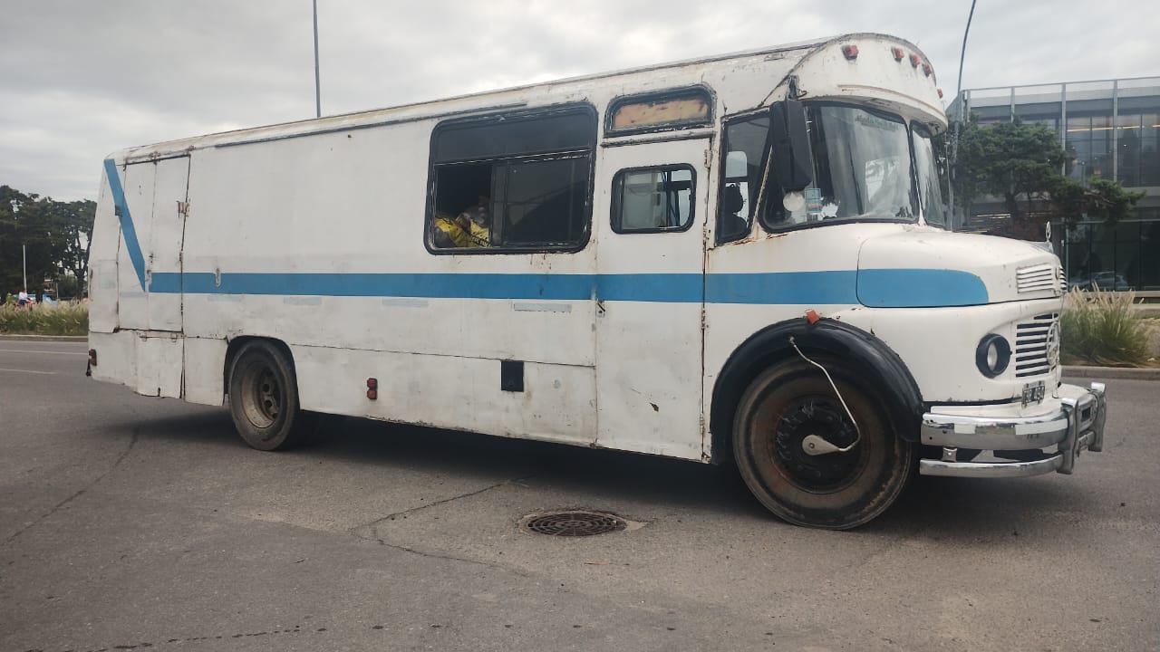 Lee más sobre el artículo Muere un hombre tras ser embestido por colectivo en zona oeste