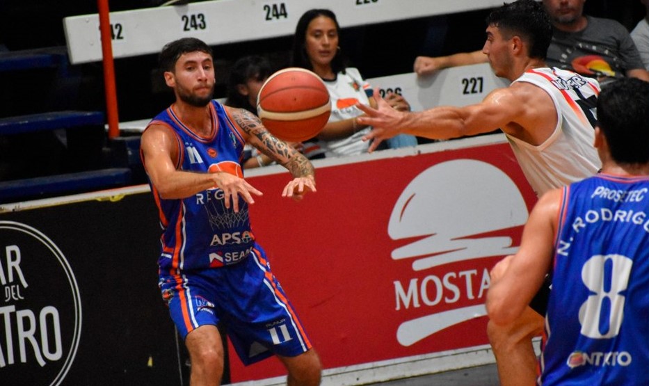 Lee más sobre el artículo Básquet: ganaron Regatas y Somisa en la Liga Federal