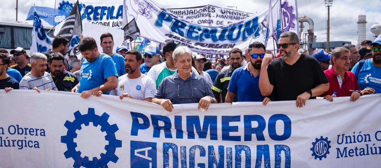 Lee más sobre el artículo No hubo acuerdo y sigue el conflicto de UOM con las siderúrgicas