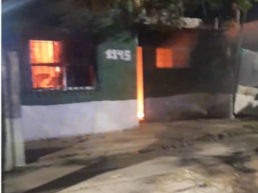 Lee más sobre el artículo Se incendió una vivienda en zona oeste de la ciudad