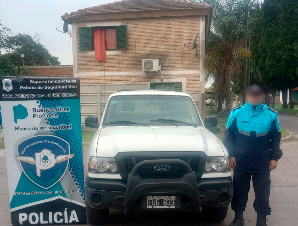 Lee más sobre el artículo Capturaron en San Nicolás a dos sujetos que habían robado una camioneta en Villa Constitución