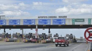 Lee más sobre el artículo Aumentan 200% los peajes, y para ir a Rosario costará 900 pesos
