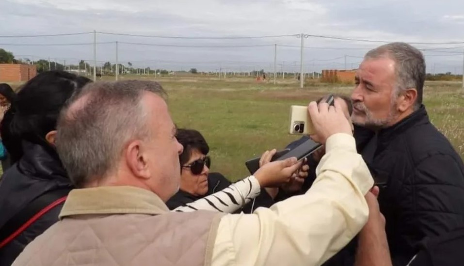 Lee más sobre el artículo Ramallo: Poletti habló sobre los desalojos de terrenos usurpados