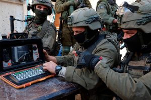 Lee más sobre el artículo Israel: un sofware que permite identificar blancos humanos para matarlos en sus propios hogares