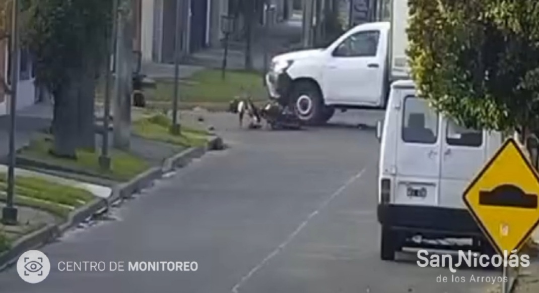 Lee más sobre el artículo Accidente de tránsito en Bolívar y Montevideo