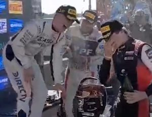 Lee más sobre el artículo TC2000: Tiago Pernía ganó las dos carreras en el Autódromo San Nicolás