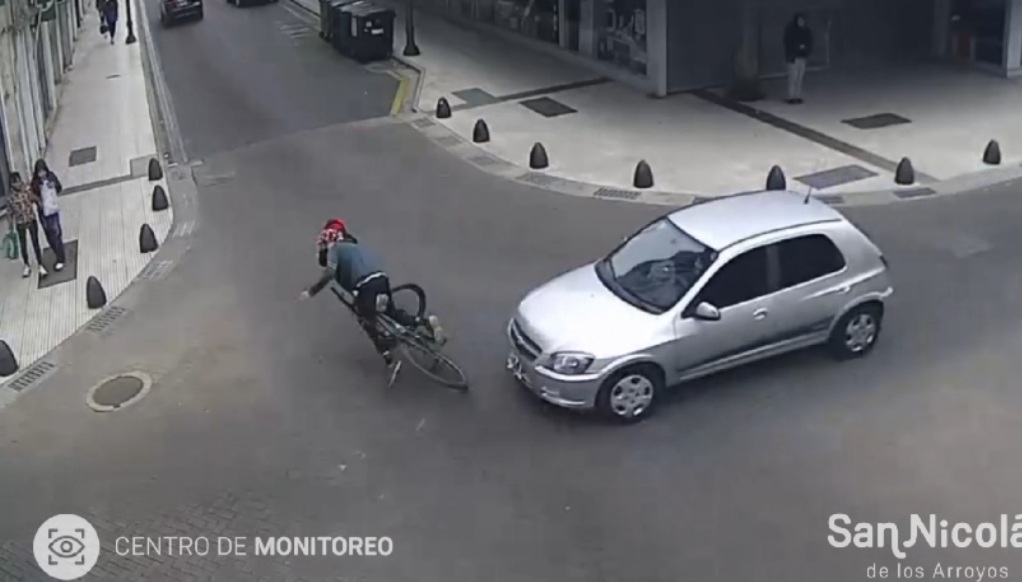 Lee más sobre el artículo Nuevo accidente de tránsito en Mitre y Urquiza