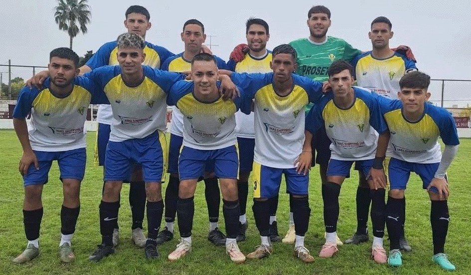 Lee más sobre el artículo Se completó la fecha del fútbol local, y 12 de Octubre es el puntero