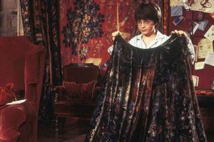 Lee más sobre el artículo China: científicos desarrollan una «capa de invisibilidad» como la de Harry Potter