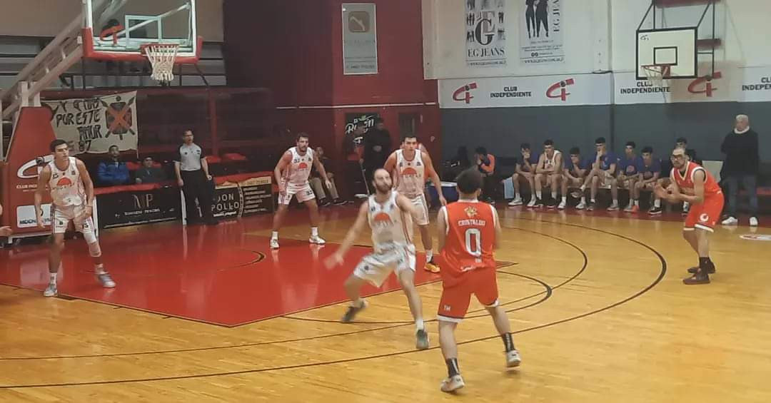 Lee más sobre el artículo Ganó Regatas y consiguió el «1» en el Federal de básquet