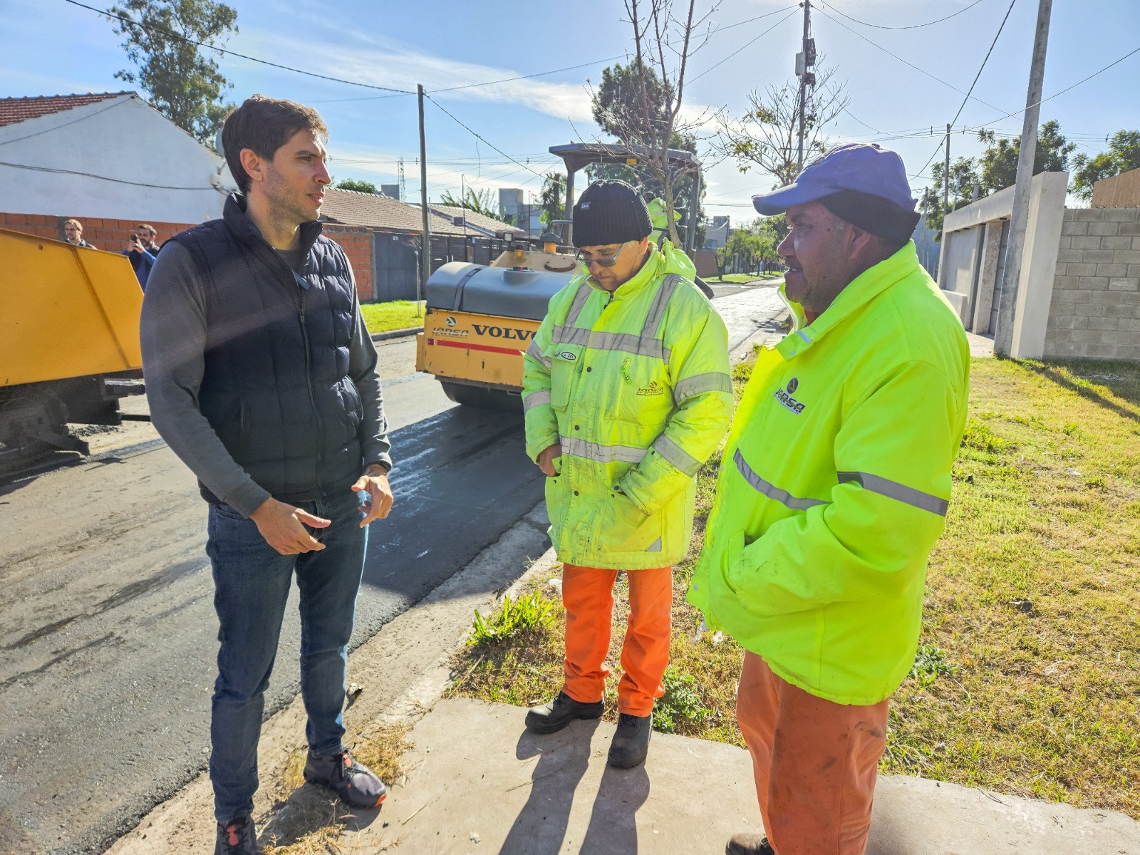 Lee más sobre el artículo El Intendente visitó los barrios Ponte y Avambaé