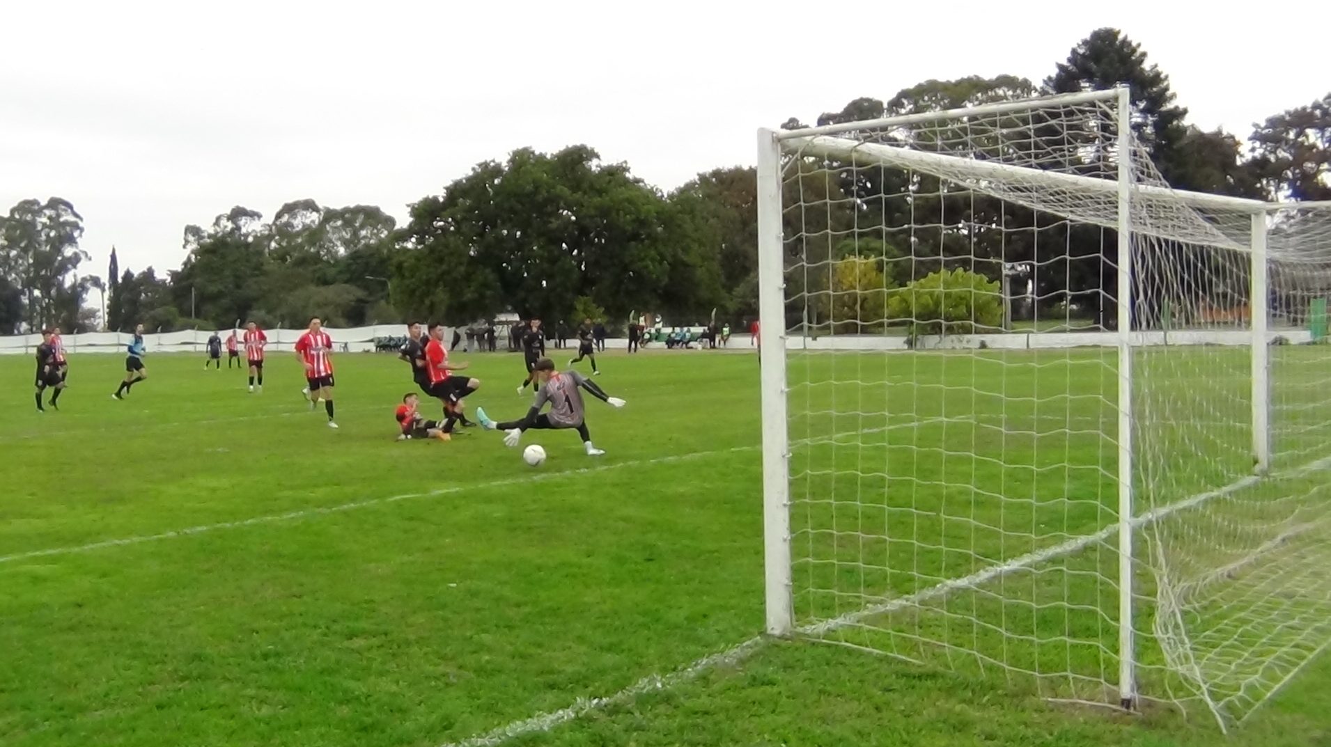 Lee más sobre el artículo Liga Nicoleña de Fútbol: Los Andes goleó a FSN y está entre los ocho que entran a la Liguilla