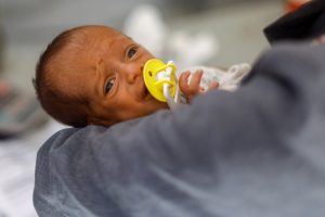 Lee más sobre el artículo La ONU denunció que los niños mueren desnutridos en Gaza a la espera de alimentos